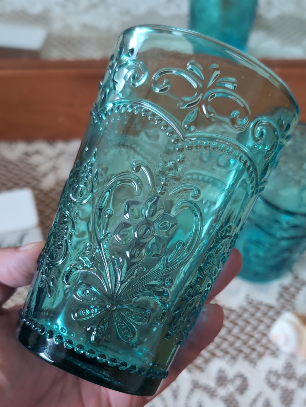 Pioneer Woman Amelia Teal Blue Embossed Glass Tumbler Set - Home Dining 15oz Set - Picture 3 of 9